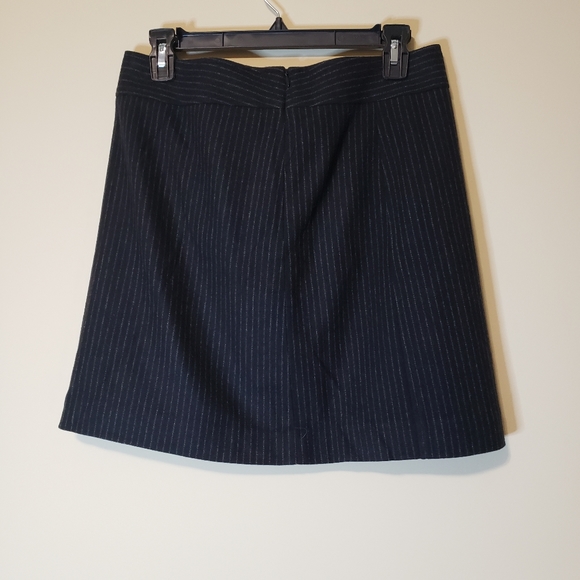 Banana Republic Wool Skirt - Picture 4 of 5